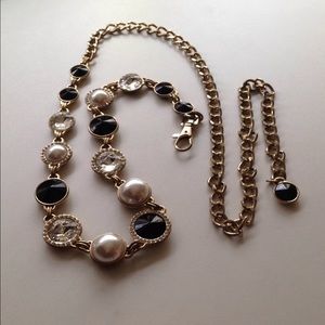 44 inches gold metal chain belt. With black,